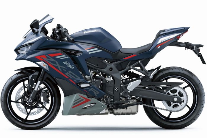 Kawasaki Ninja ZX-25R SE 2022 Metallic Matte Twilight Blue di Jepang