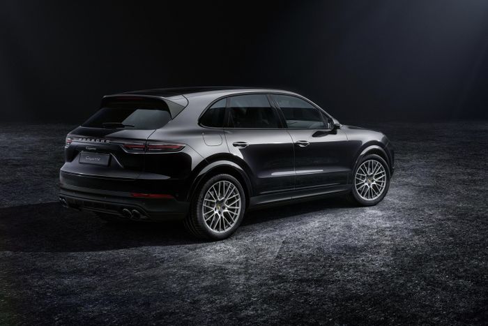 Porsche Cayenne Platinum Edition.