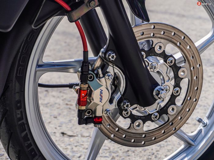 Pelek dan pengereman dimaksimalkan