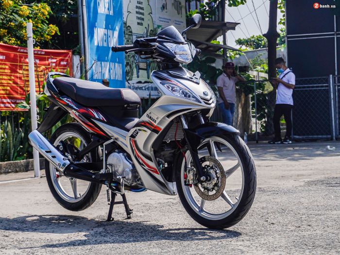 Modifikasi Yamaha Jupiter MX 135 yang mempesona