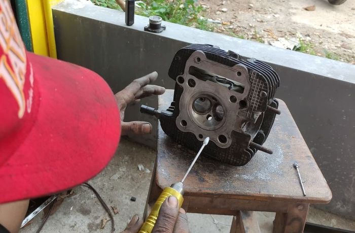 Teknik porting manual