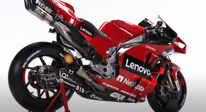 Desmosedici GP22 tim Ducati Lenovo