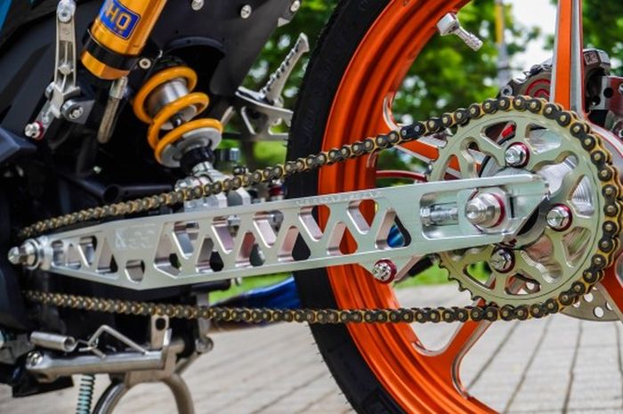 Swingarm dan suspensinya diganti semua