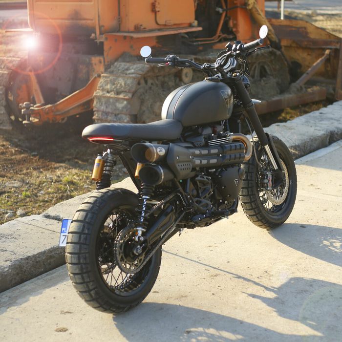 Triumph Scrambler 1200 XE yang bertampang sangar