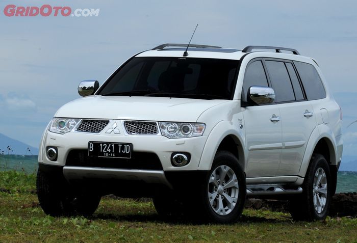 Ilustrasi Mitsubishi Pajero Sport tahun 2014 