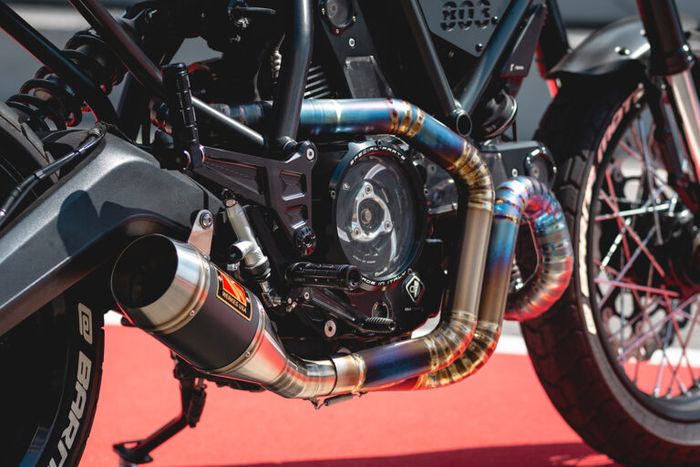 Sektor mesin diberikan exhaust system baru