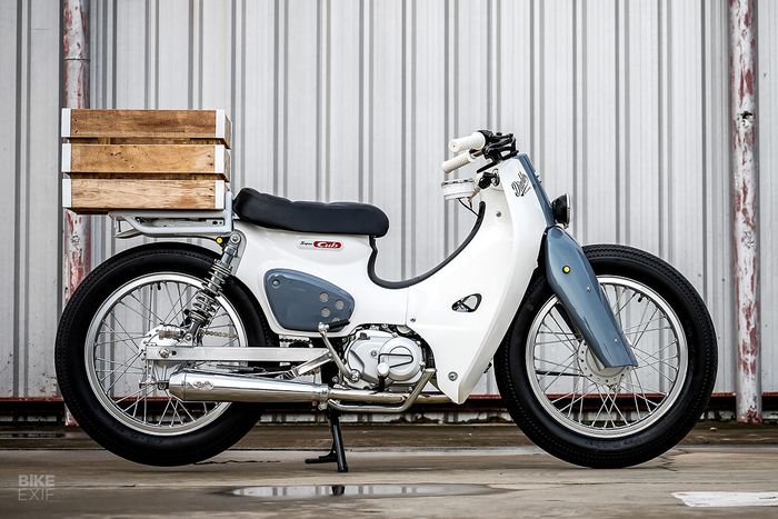 Honda Super Cub 110i custom yang istimewa