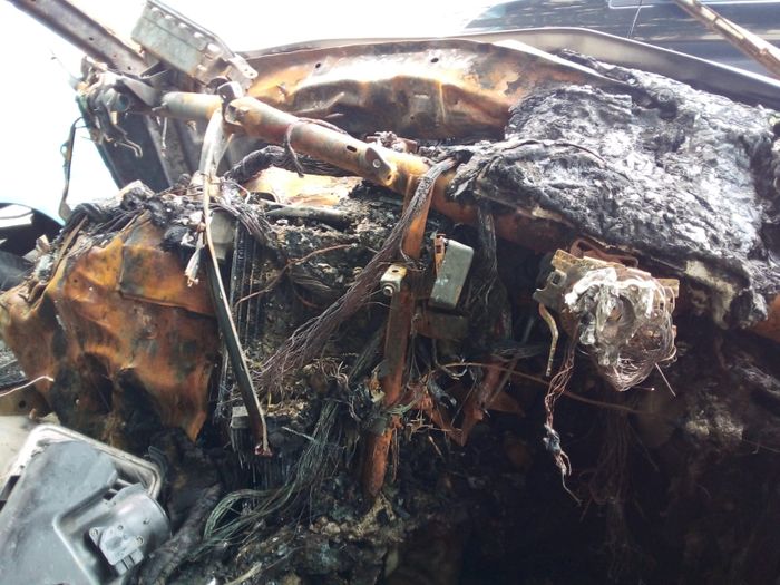 Bagian dasbord depan Toyota Camry uang dikemudikan AKP Novandi Arya