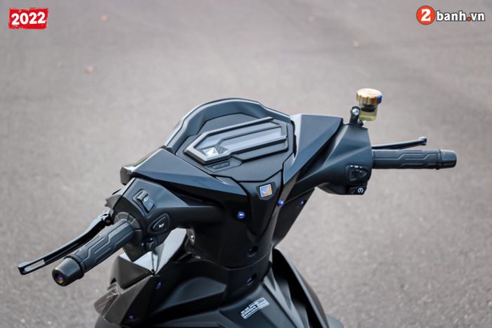 Panel instrumen diganti dengan milik Honda Winner X 150 yang lebih stylish