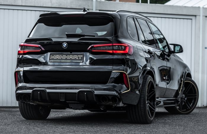 Modifikasi BMW X5 Competition dibekali body kit aerodinamis dari serat karbon