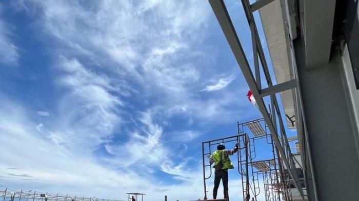 Pembenahan di area paddock Sirkuit Mandalika masih dilakukan, Selasa (15/02/2022).