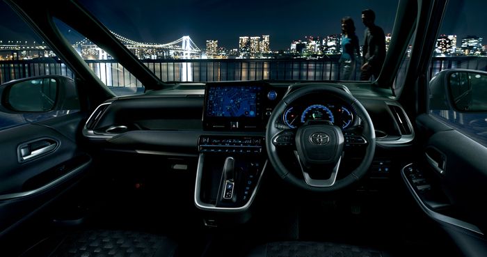 Interior Toyota Voxy terbaru