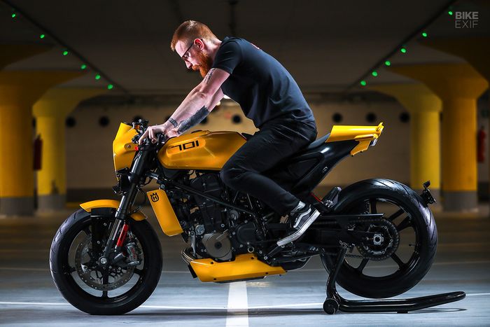 Husqvarna Vitpilen 701 cafe racer yang sangar