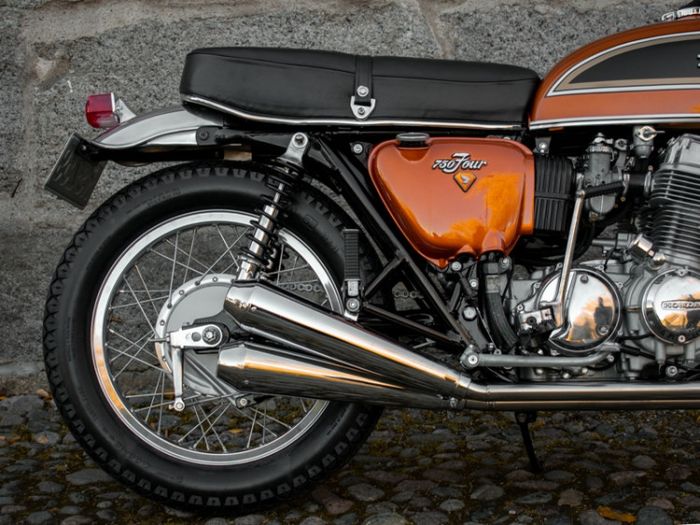 Sektor mesin mendapatkan full rebuild dan exhaust system baru