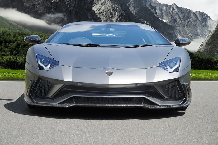Modifikasi Lamborghini Aventador banyak terjangkiti part serat karbon
