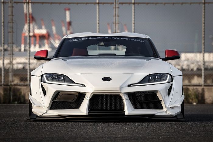 Tampilan depan modifikasi Toyota Supra A90 didesain lebih sangar