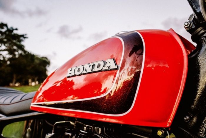 Tangki sudah diganti dengan milik Honda CB250