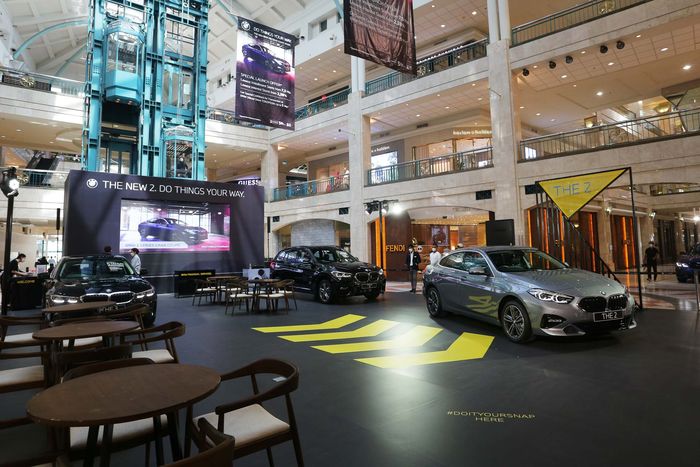 BMW Exhibition hadir di Plaza Senayan Atrium