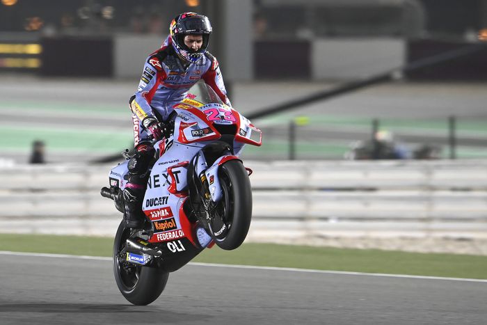 Enea Bastianini menang MotoGP Qatar 2022, motornya banyak logo Indonesianya