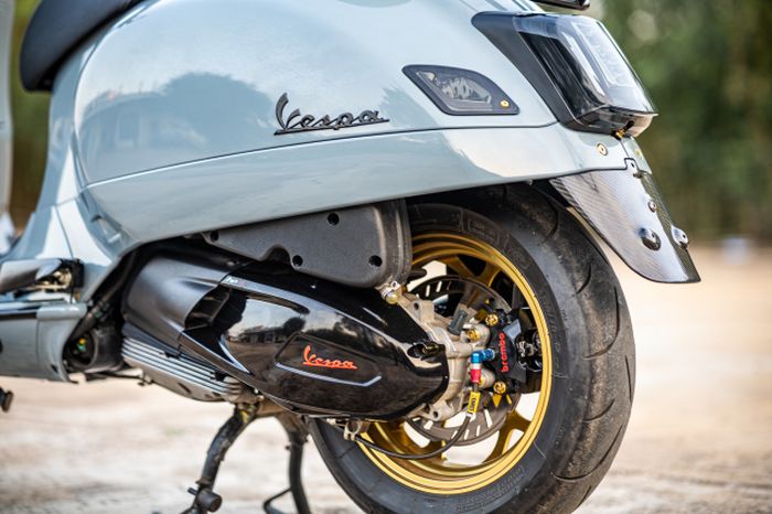 Rem belakang dimaksimalkan serupa yang depan