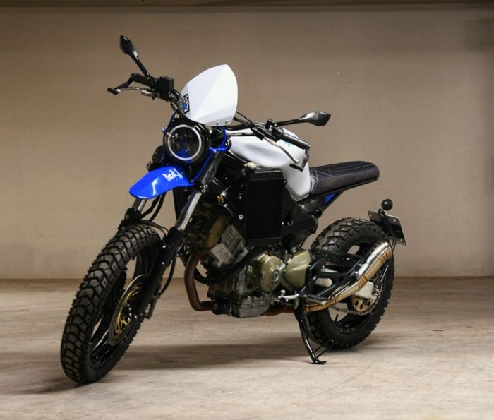 Honda XL1000V scrambler yang keren