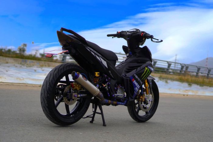 Modifikasi Yamaha Jupiter MX 135 yang super keren