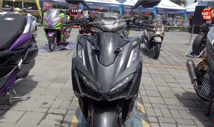 Bodi depan Vario 160 dijejali material karbon forged