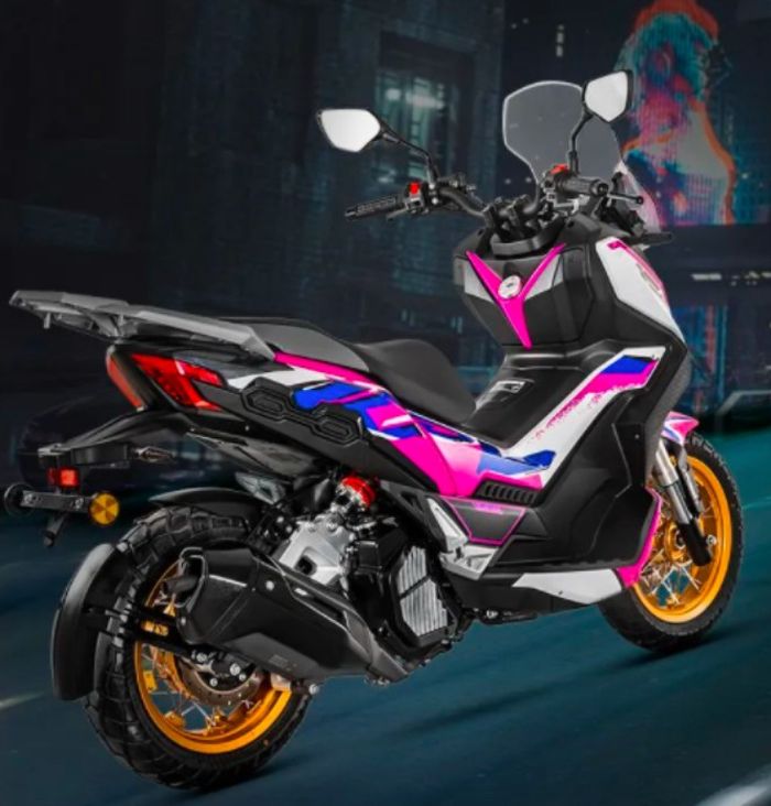 Lifan KPV150 Queen Edition tampil dengan warna dan grafis mencolok