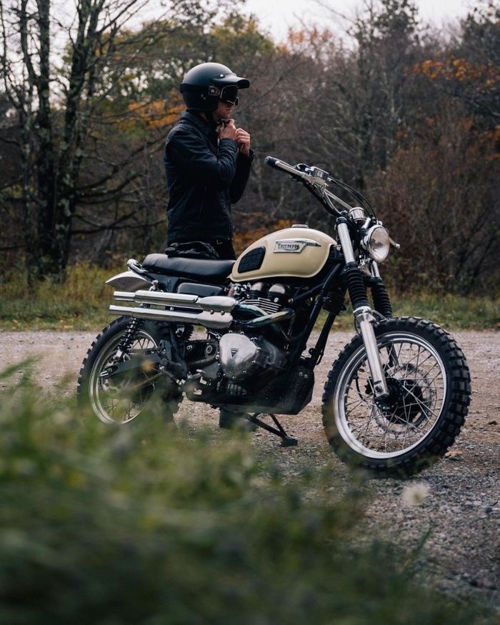 Restomod Triumph Scrambler bergaya lawas