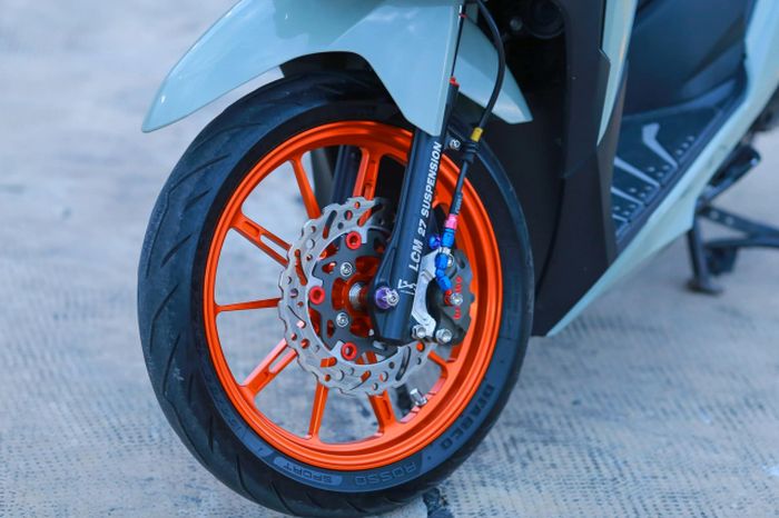 Kaki depannya mendapat full upgrade