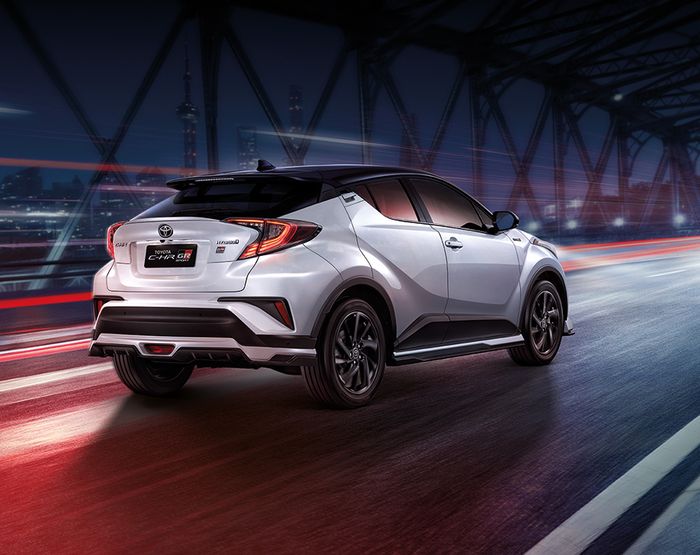 Toyota C-HR GR Sport versi Thailand dapat kit bodi yang lebih sporty dari biasanya.