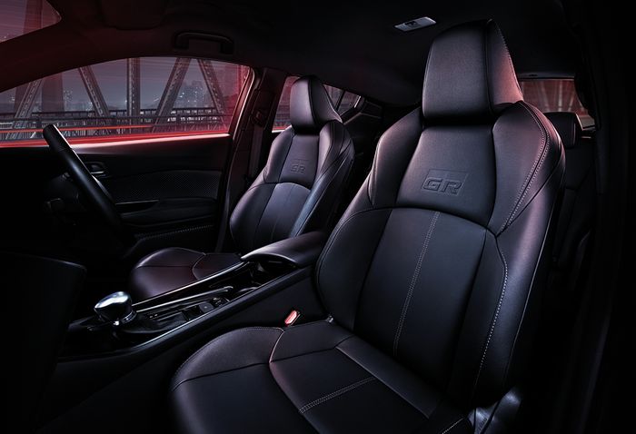 Interior C-HR GR Sport.