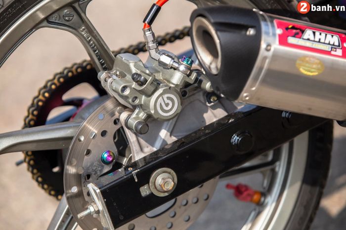 Rem belakang turut diupgrade