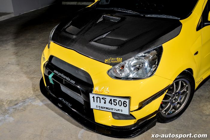 Modifikasi Mitsubishi Mirage street racing operasi plastik wajah Evo X