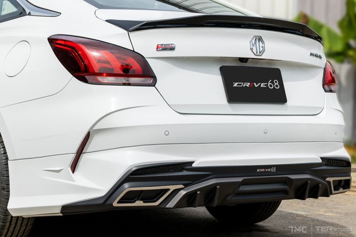Tampilan belakang modifikasi MG 5 GT pakai body kit Drive86 Ter Studio, Thailand