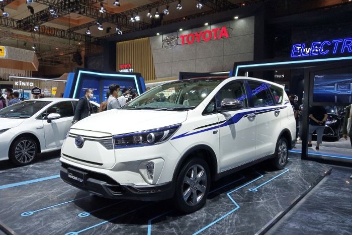 Toyota Kijang Innova EV Concept mejeng di IIMS Hybrid 2022