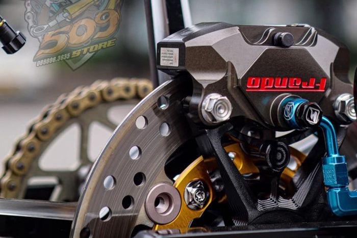 Rem belakang dimaksimalkan seperti yang depan