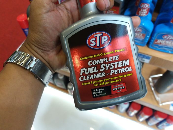 Ilustrasi STP complete fuel system cleaner