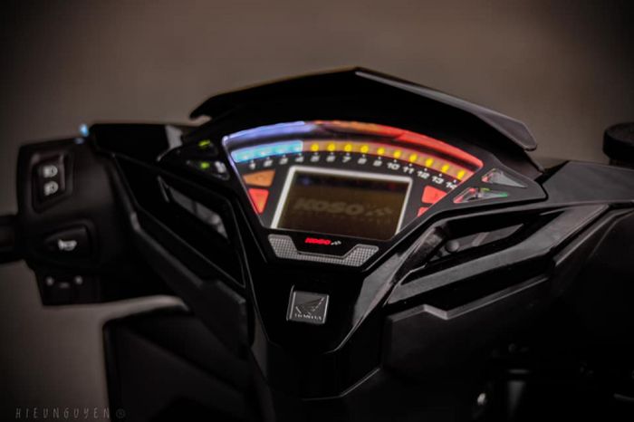 Panel speedometer diganti dengan Koso
