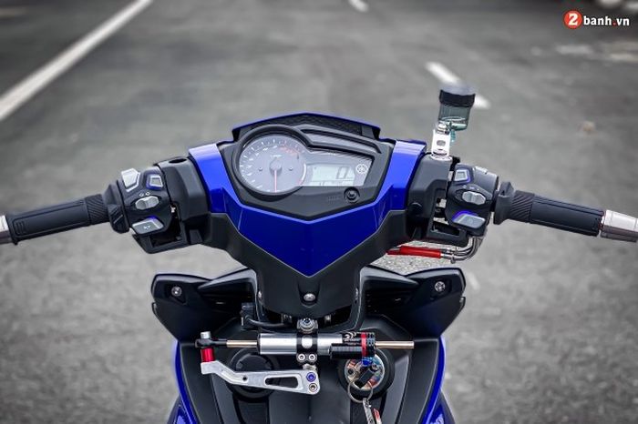 Tampilan area kokpitnya lebih stylish