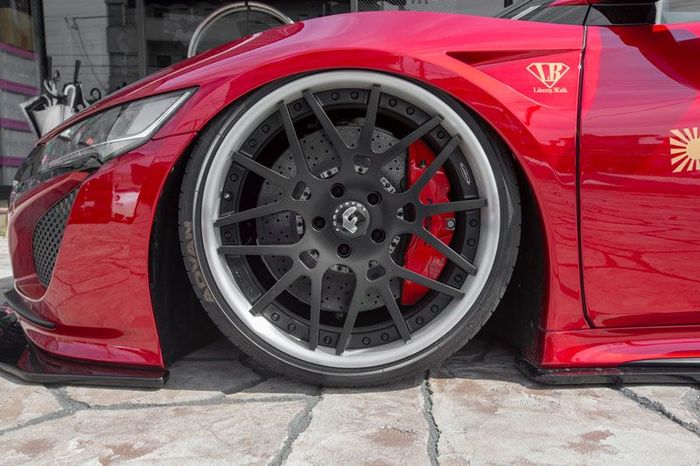 Modifikasi Honda NSX ditopang suspensi udara dan pelek Forgiato Maglia ECL 20 inci
