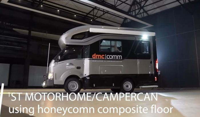 Isuzu Traga Motorhome ini masuk dalam Maha Family Series