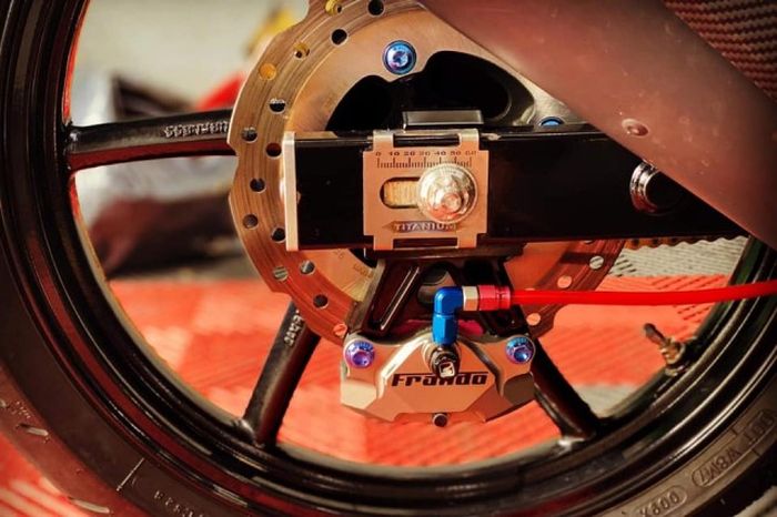 Rem belakang turut diupgrade 