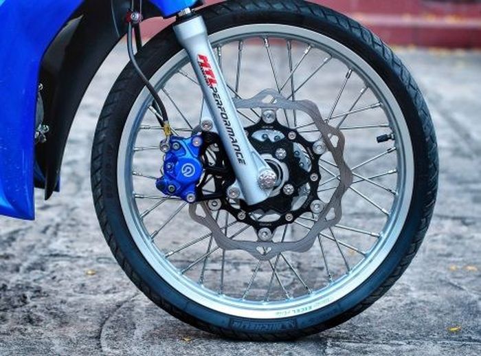 Pelek pakai produk Excel dan pengereman makin impresif