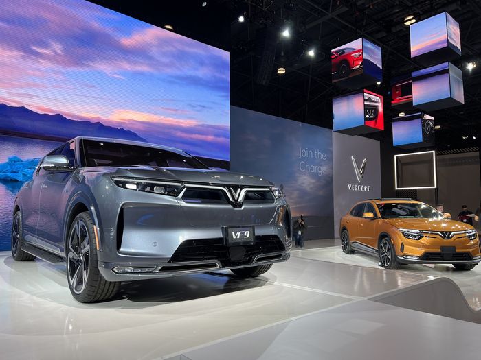 VinFast VF 8 dan VF 9 di New York International Auto Show.