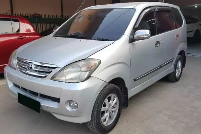 Toyota Avanza 2004