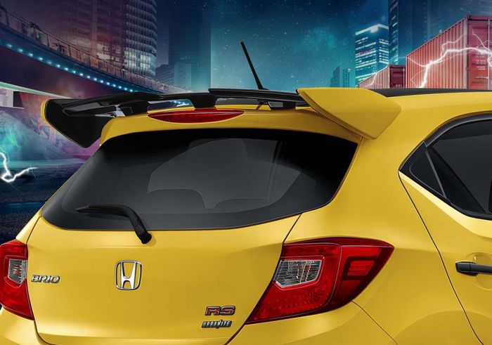 Spoiler Brio RS Urbanite terbaru.