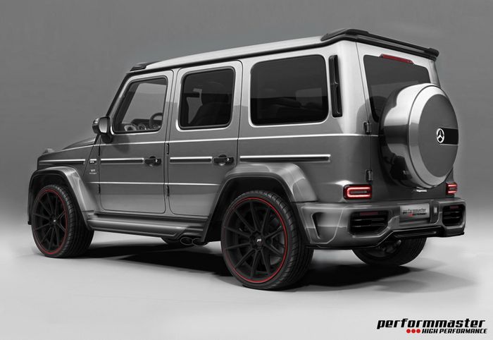 Tampilan belakang modifikasi Mercedes-AMG G63 tampil sporty pakai body kit Aersphene.