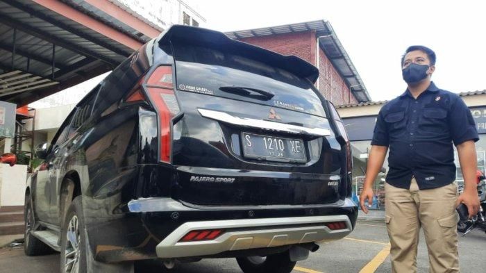 Barang bukti terkait temuan Rp 3,7 miliar di kawasan pintu exit Tol Mojokerto Barat