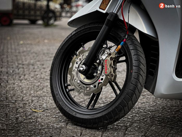 Kaki depan mendapatkan upgrade pengereman